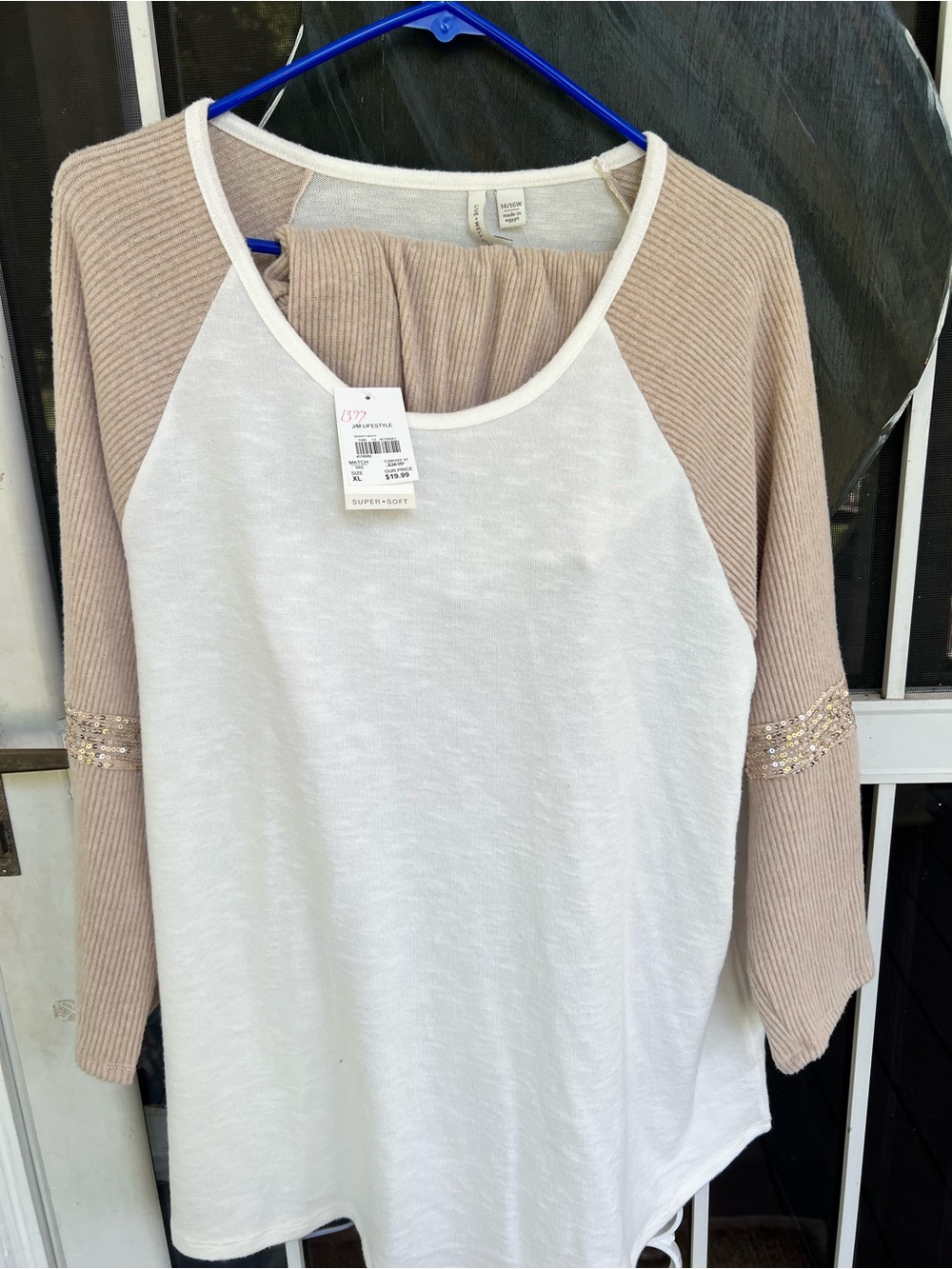 Beaded Raglan Sleeve Top - White & Beige